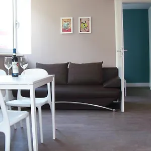 Apartmenthouse - Am Goerlitzer Park Berlim